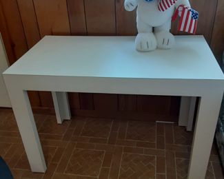 Utility Table & Snoopy