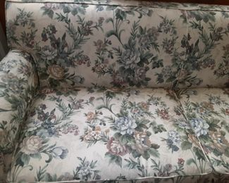 Nice Floral Print, very clean