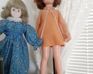Vtg Dolls