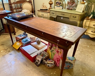 Table and misc furniture