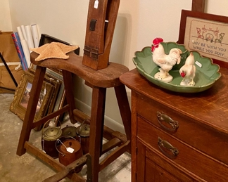 Primitives and decor