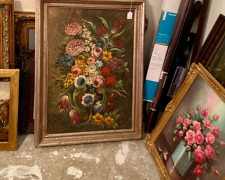 Many vintage artworks 