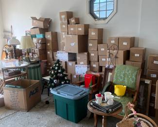 Ready to ship to your home anywhere worldwide 
www.collectcrystal.com