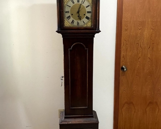Battery Operated Grandfather Clock.  Vintage 1957