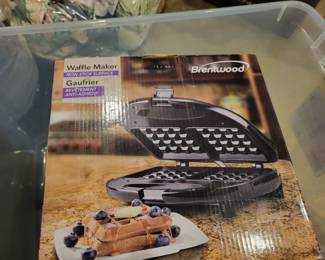 DO YOUR CHRISTMAS SHOPPING HERE