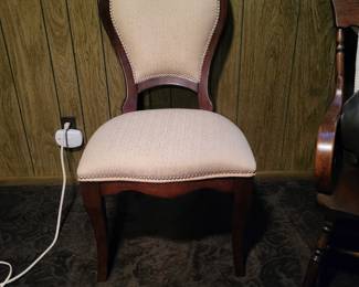SIDE CHAIR