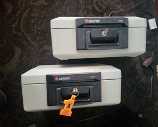 SENTRY SAFES