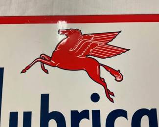 CLOSE UP VIEW W/PEGASUS 