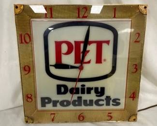 PET DAIRY LIGHTUP CLOCK