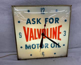 VALVOLINE LIGHT UP PAM CLOCK 