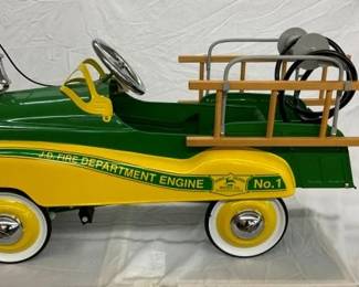 JOHN DEERE PEDAL FIRE TRUCK