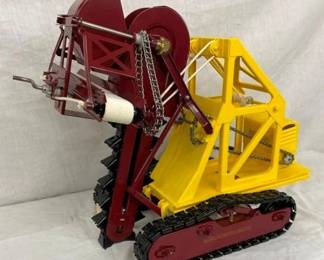 BUDDYL TRENCH DIGGER BY QUALITY TOYS