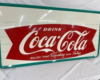 CLOSEUP NICE COLOR AND GLOSS