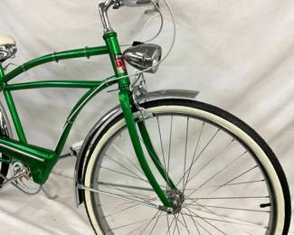 CLOSEUP W/ HEADLIGHT