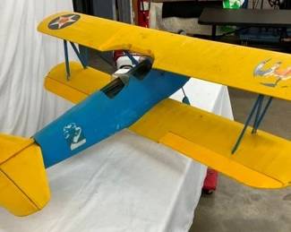 CLOSEUP VIEW HANDMADE AIRPLANE