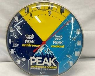 DOES HAVE CRACKED GLASS