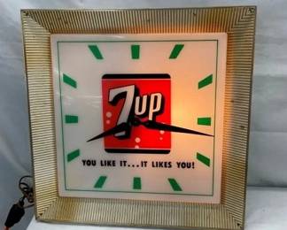 16X16 7UP CLOCK
