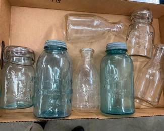 COLLECTION VARIOUS FRUIT JARS