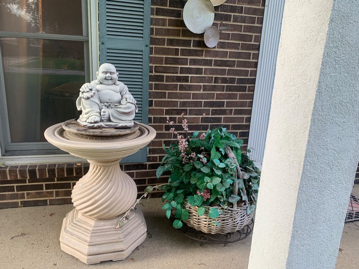 Bloomingdale Estate sale fully filled starts on 9/8/2023