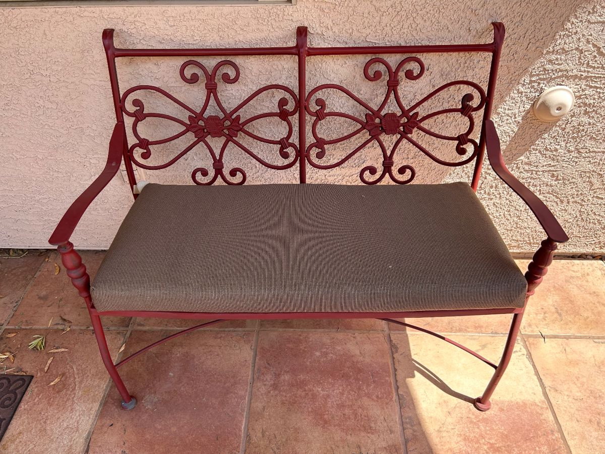 Bertha and the Babes Estate Sales Present... starts on 8/25/2023