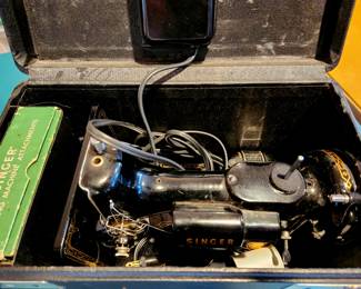 Singer Featherweight Sewing Machine $165 or bid #51