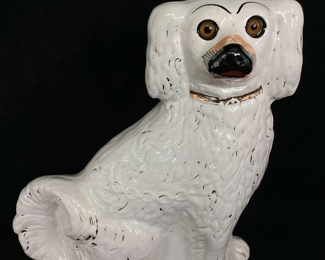 JIFI123 19th Century Staffordshire Dog Figurine: This is a large 19th century white and gilt Staffordshire dog figurine. This ceramic dog figurine features glass eyes and gold leaf paint. They&nbsp;usually come in pairs.
