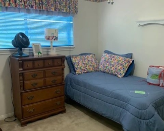 Twin bed - Mattress, metal frame and box springs Vintage Wooden Bedroom Furniture Great Condition