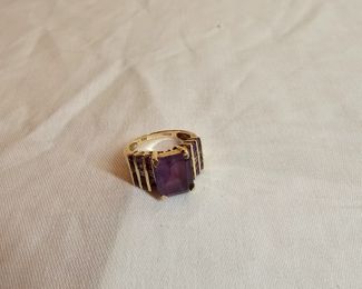 https://www.auctionninja.com/stress-free-estate-services-llc/sales/details/giant-nh-coast-estate-gold-silver-and-costume-jewelry-auction-no-reserves-and-usa-shipping-on-all-ite
