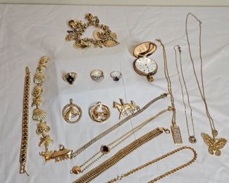 https://www.auctionninja.com/stress-free-estate-services-llc/sales/details/giant-nh-coast-estate-gold-silver-and-costume-jewelry-auction-no-reserves-and-usa-shipping-on-all-ite