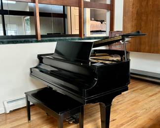 VINTAGE BALDWIN BABY GRAND