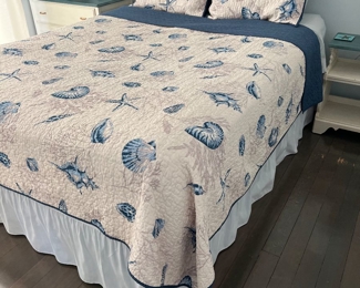 $40 each. full/queen comforter w 2 shams. 2 available 