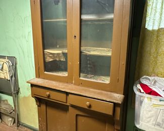 Very nice Step back cabinet with original bubble glass