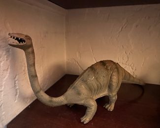 1986 Dinosaurs were legit 