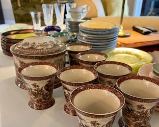 VINTAGE JOHNSON BROS CUPS AND COVERED SERVING DISH