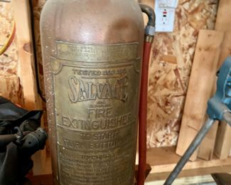 ANTIQUE BRASS AND COPPER SALVAGE FIRE EXTINGUISHER