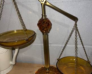MID CENTURY SCALE WITH AMBER GLASS