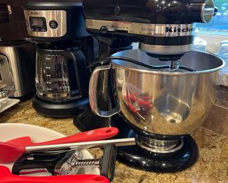 KITCHENAID MIXER!
