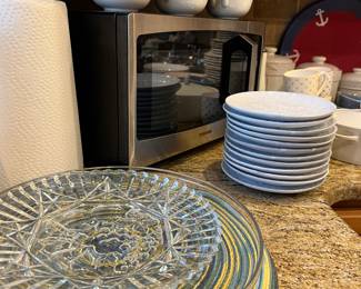 MICROWAVE ALONG WITH TONS OF KITCHEN ITEMS