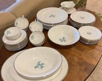 SET OF VINTAGE MID CENTURY CHINA BY SYRACUSE. PATTERN IS LYRIC