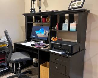 OFFICE DESK