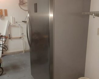 Freezer excellent condition was full of food.