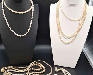 Pearl Necklaces JapanHong Kong