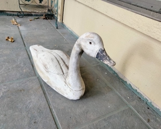 Wood goose/swan