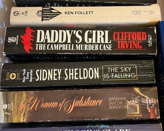 Judith Kranz, Sidney Sheldon, Mary Higgins Clark, Clifford Irving...