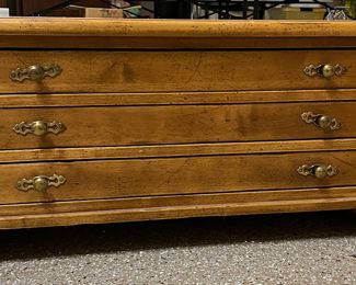 Coffee Table w 6 Drawers