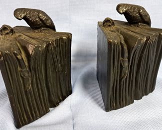 METAL BOOK ENDS W BIRDS