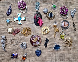 JEWELRY LOT 