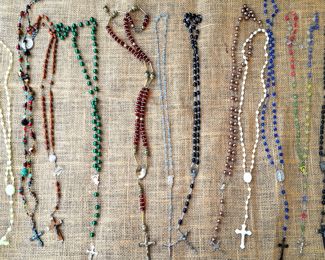ROSARY ASST LOT