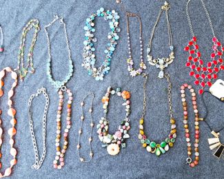 JEWELRY LOT 