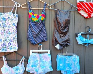 VINTAGE LADIES CLOTHING BATHING SUITS